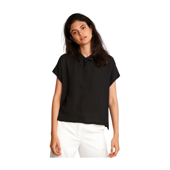 Lemon Avenue, Black Collard Button Down Blouse - Picture 2 of 4